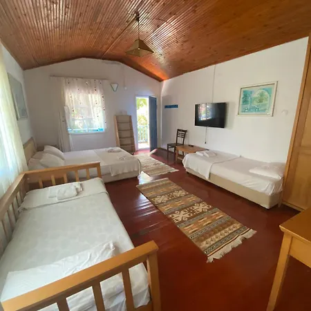Konukevi Mila 4*