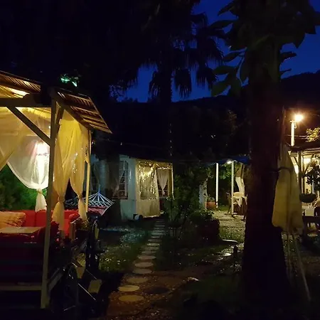 Konukevi Mila 4*