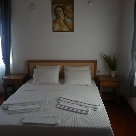 Mila Pensión Çıralı